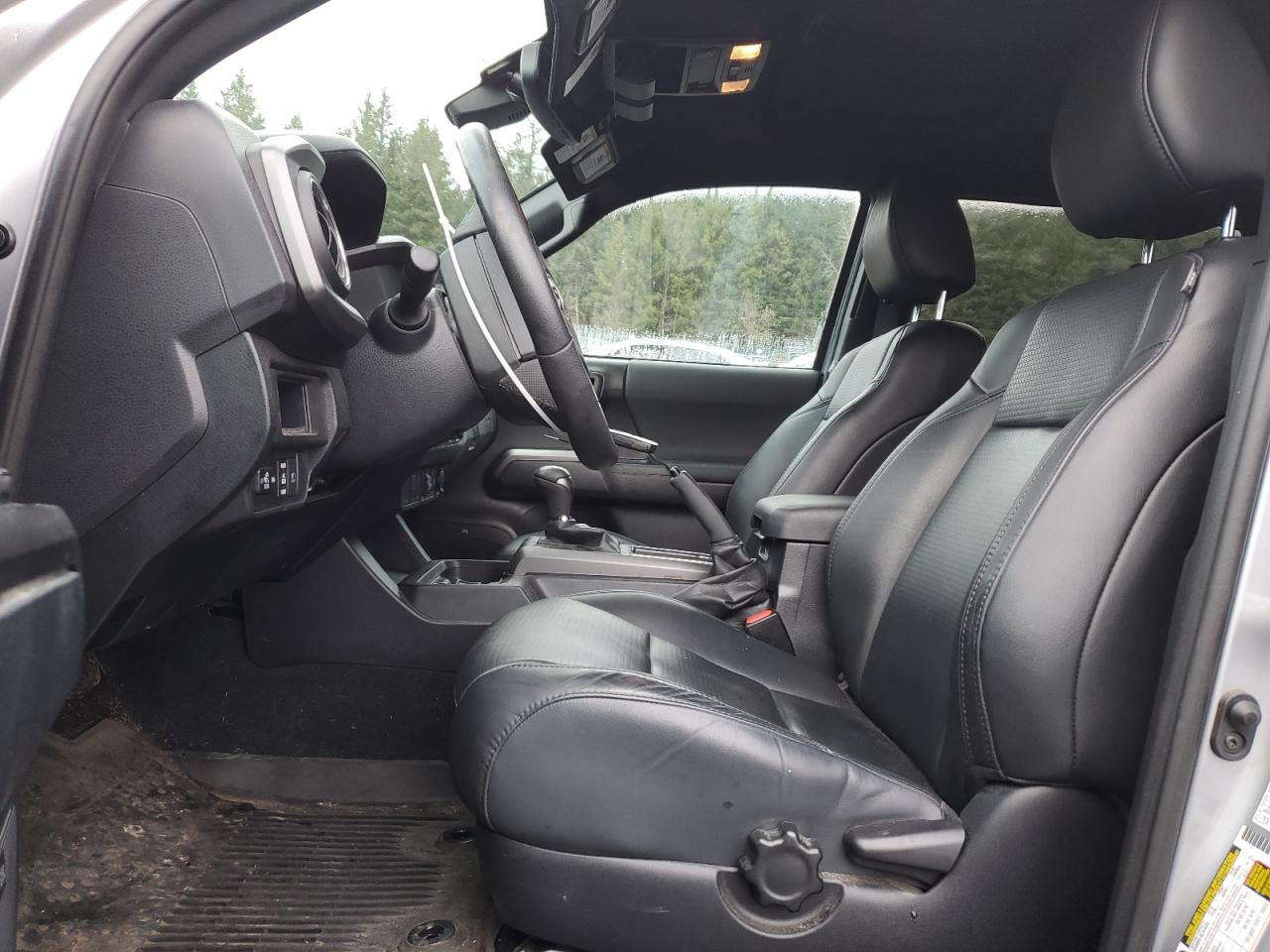 2019 Toyota Tacoma - Image 7