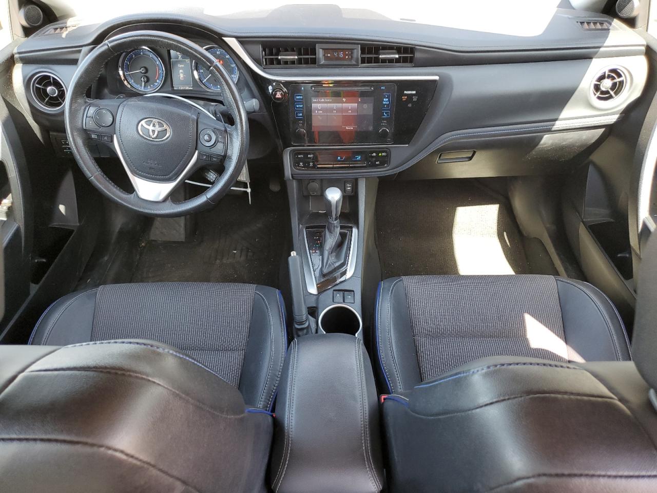 2017 Toyota Corolla - Image 8