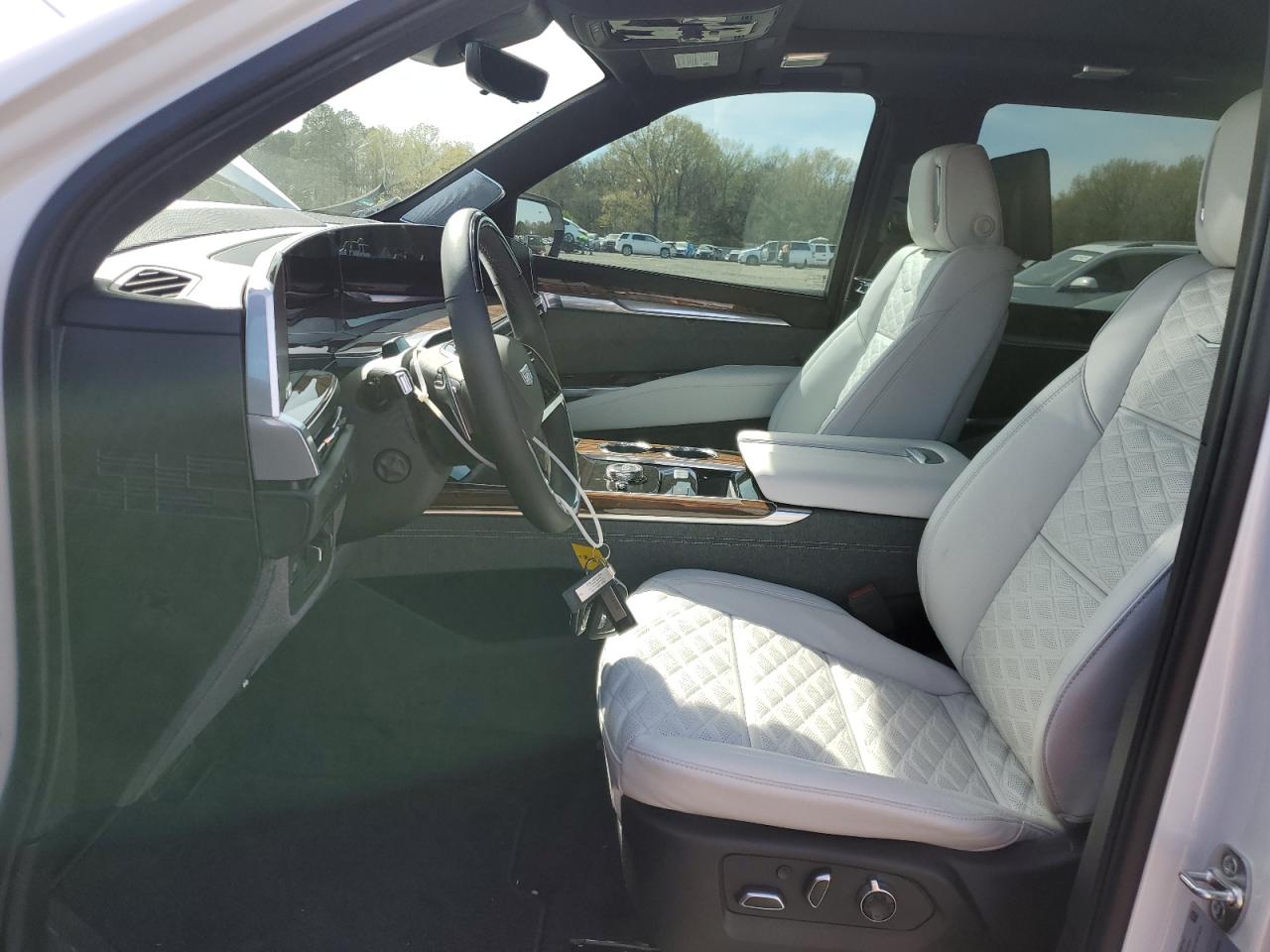 2025 Cadillac Escalade Premium Luxury Platinum VIN: 1GYS9DRLXSR225702 Lot: 50332675