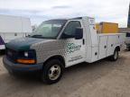 2010 Gmc Savana Cutaway G4500 продається в Colton, CA - Minor Dent/Scratches