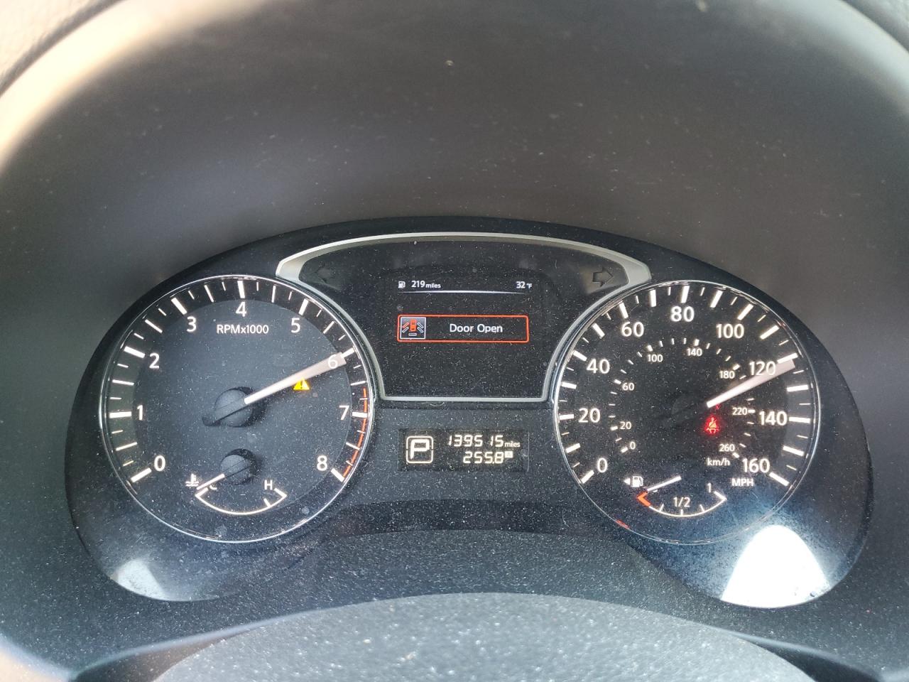 2014 Nissan Altima - Image 9