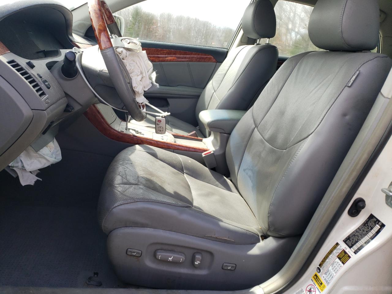 2007 Toyota Avalon - Image 7