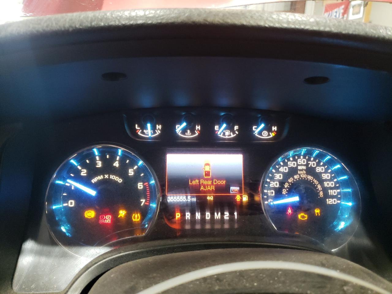 2011 Ford F150 Super Cab VIN: 1FTFX1EF8BFA25298 Lot: 49302955