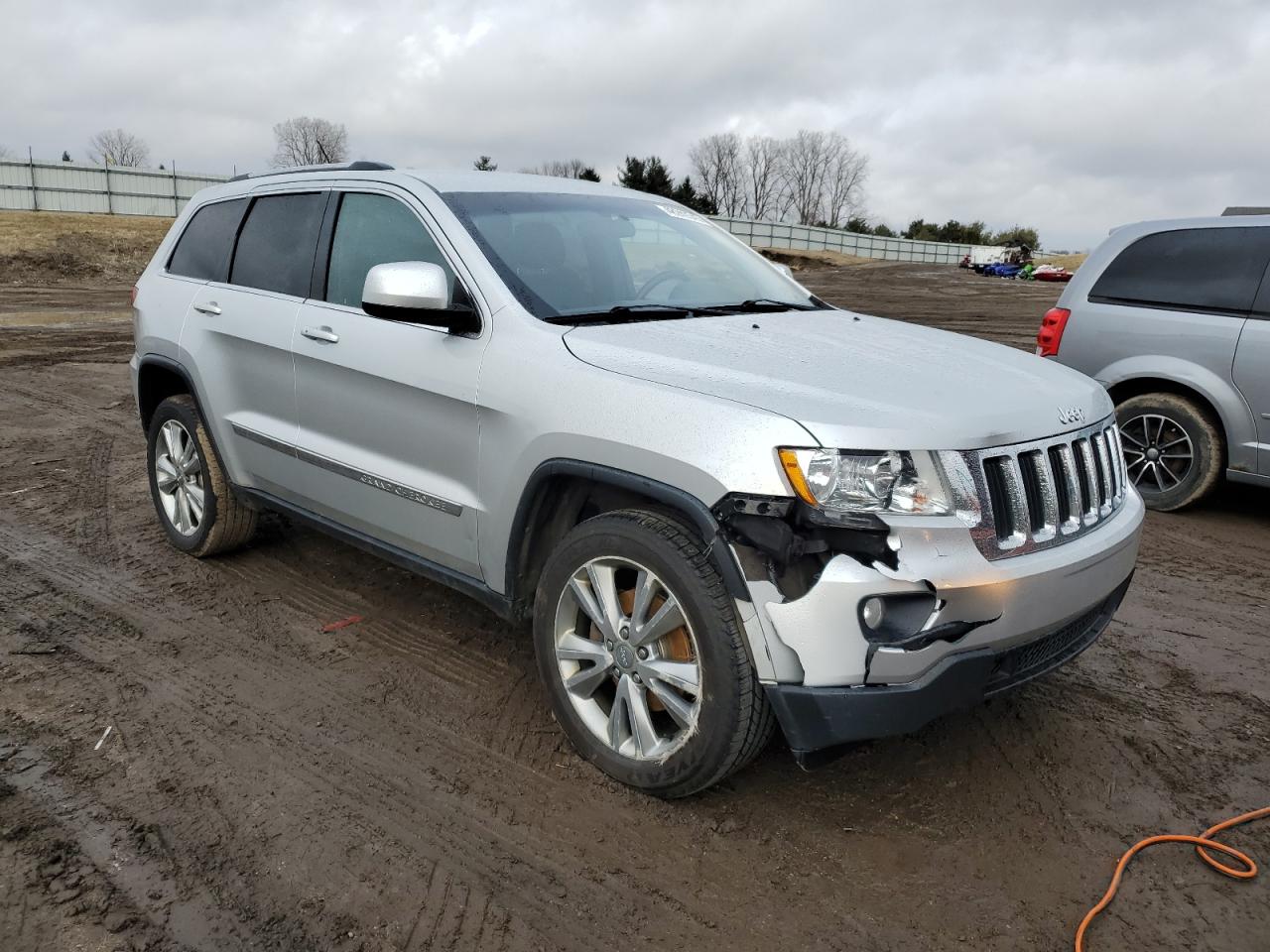 2012 Jeep Grand Cherokee - Image 4