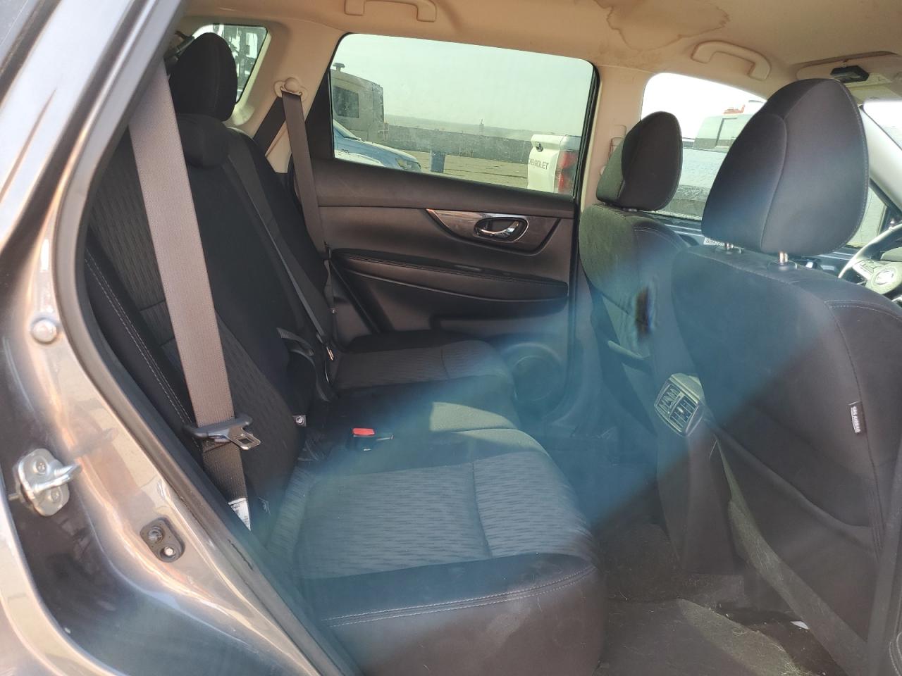 2018 Nissan Rogue - Image 11