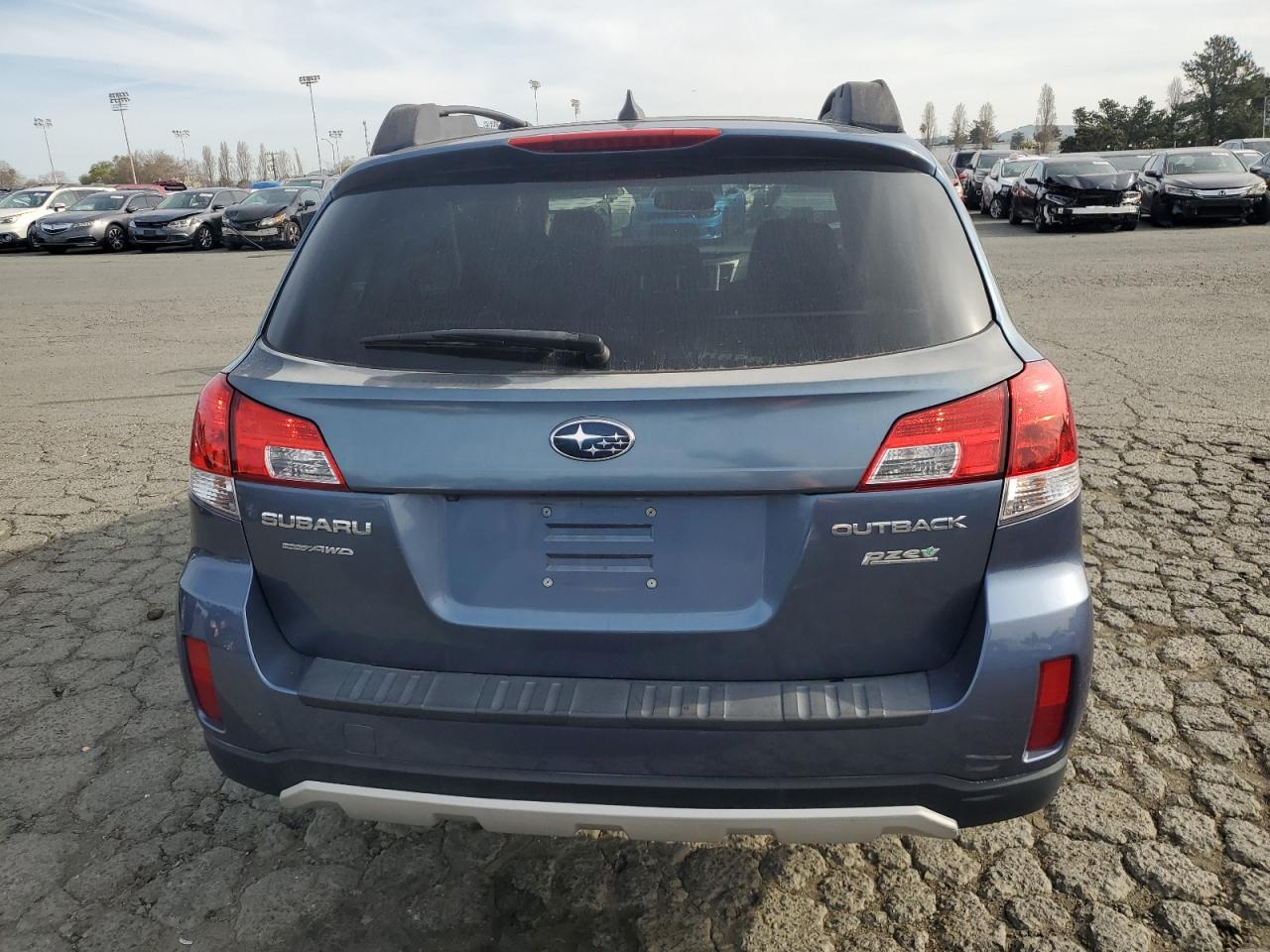 2013 Subaru Outback - Image 6