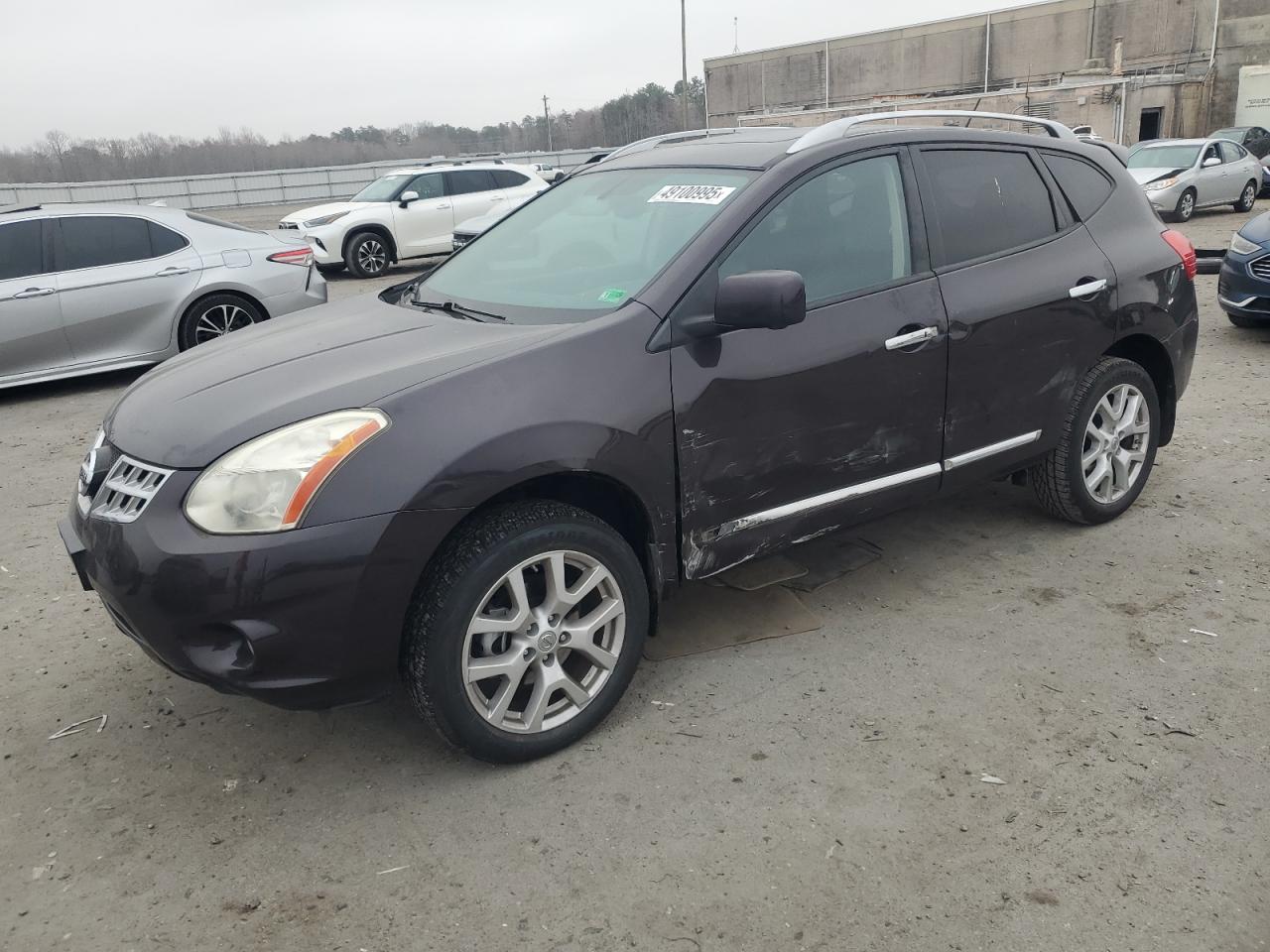 2013 Nissan Rogue - Image 1