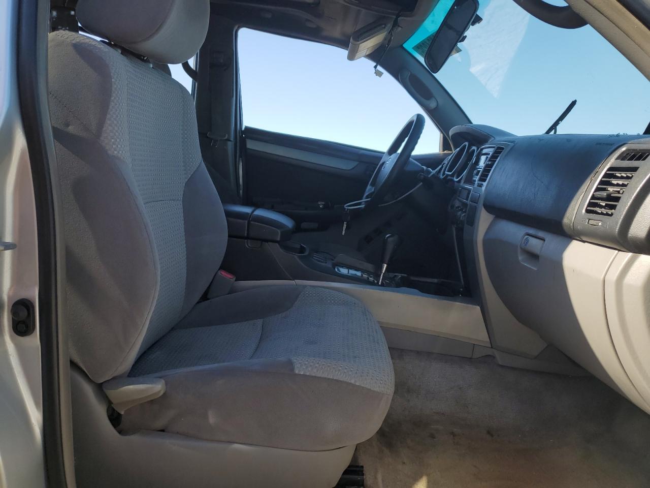 2005 Toyota 4Runner Sr5 VIN: JTEZU14R95803907 Lot: 49691925