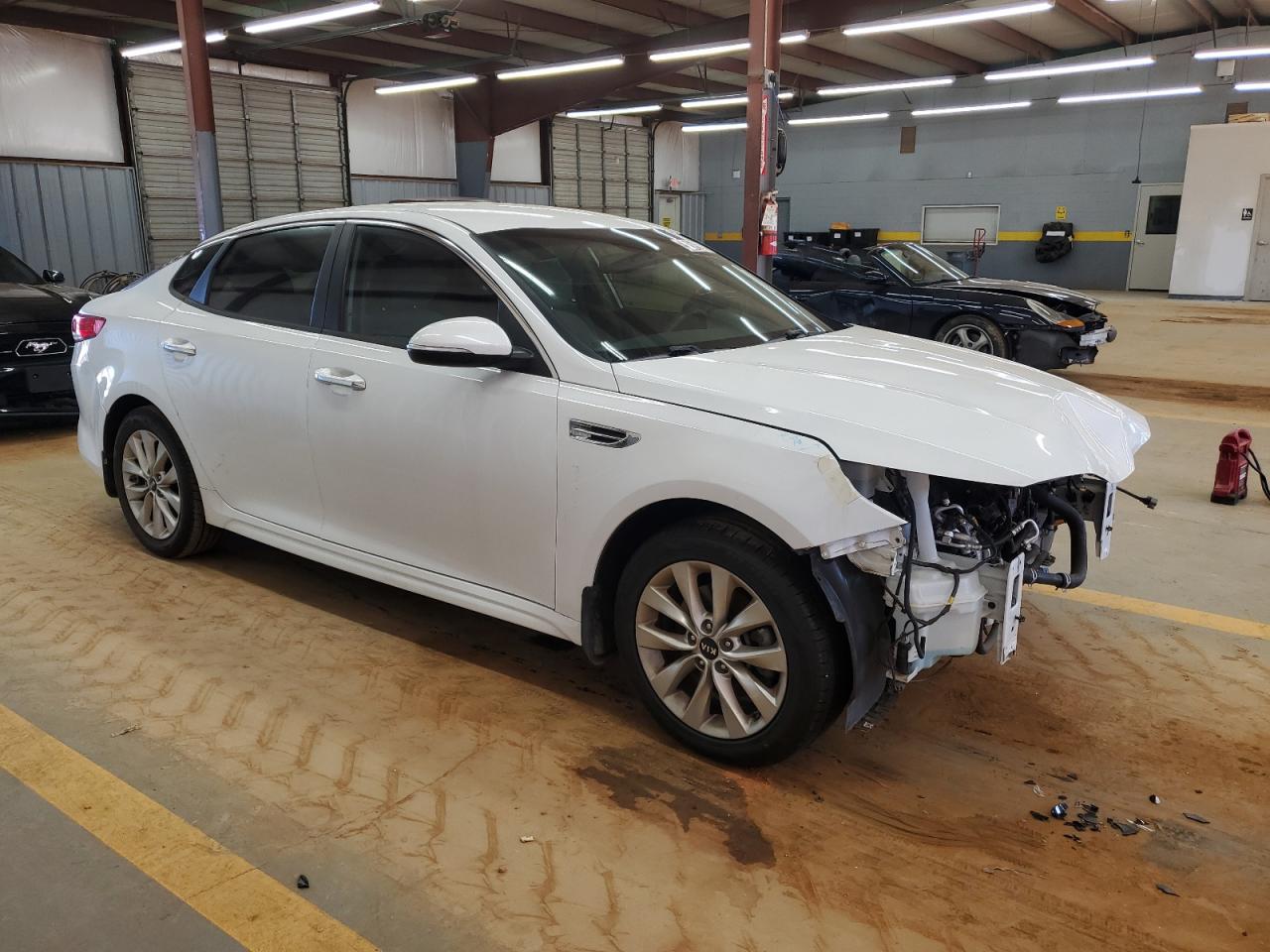 2018 Kia Optima - Image 4