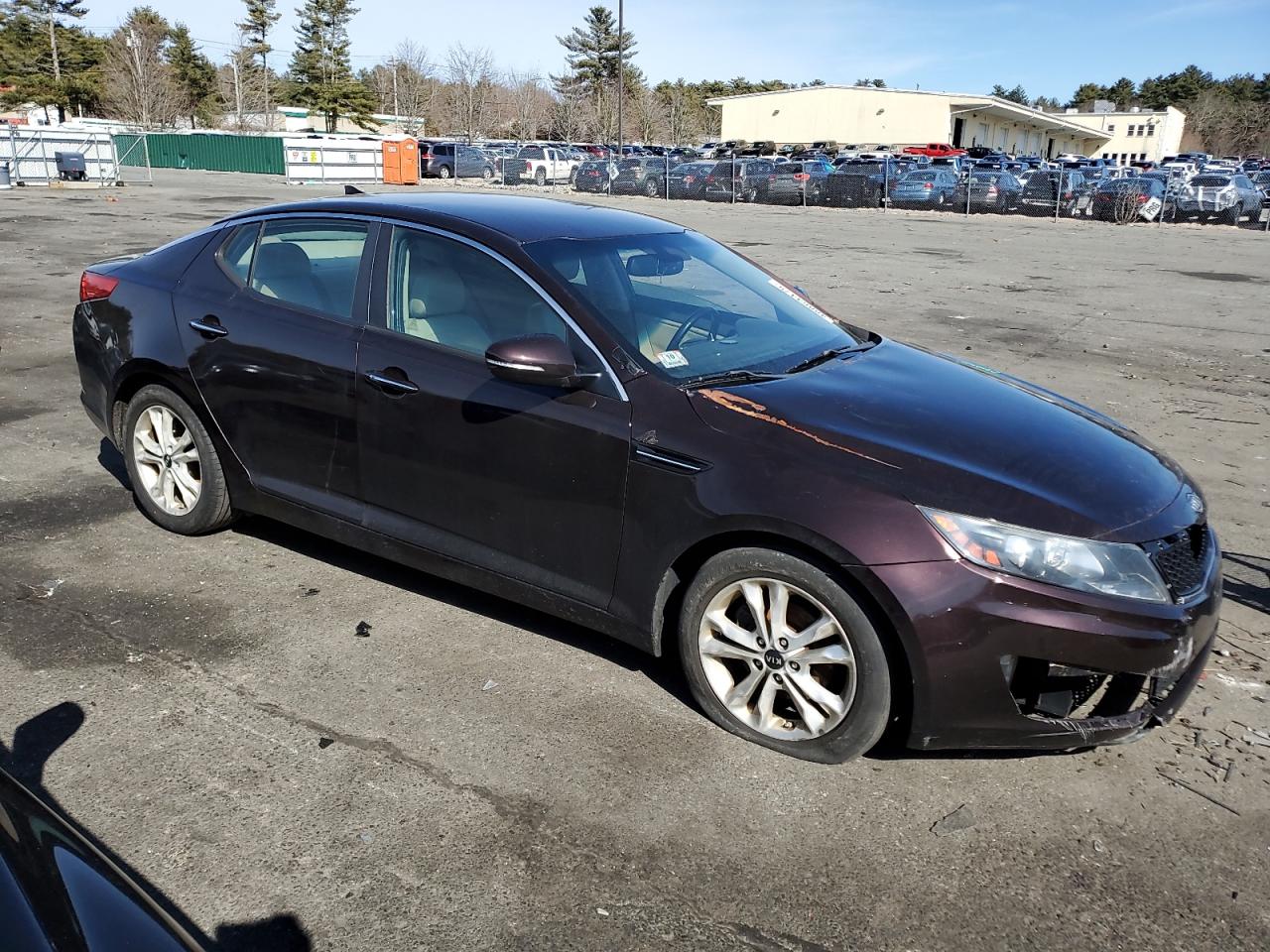 2011 Kia Optima - Image 4