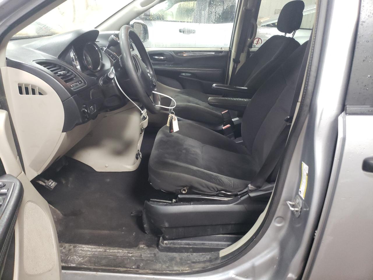2019 Dodge Caravan - Image 7