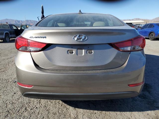 Sedans HYUNDAI ELANTRA 2015 Srebrny