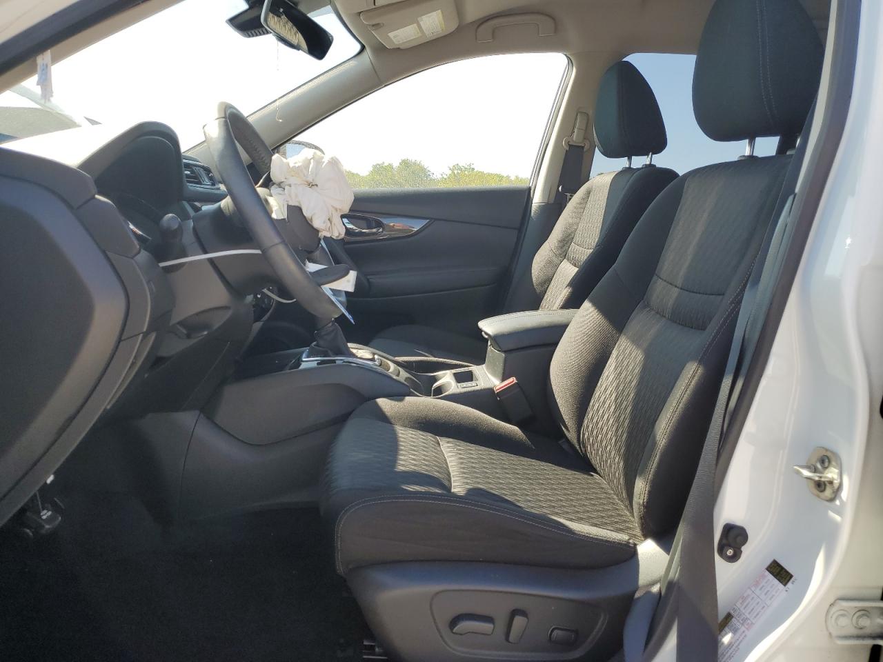 JN8AT2MTXKW259658 NISSAN ROGUE 2019