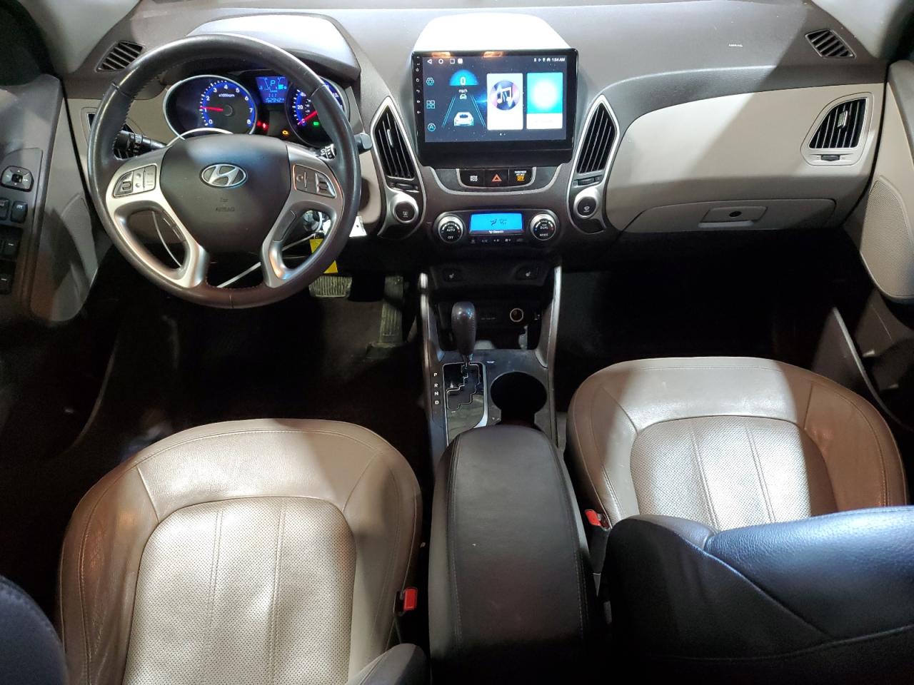 2012 Hyundai Tucson - Image 8