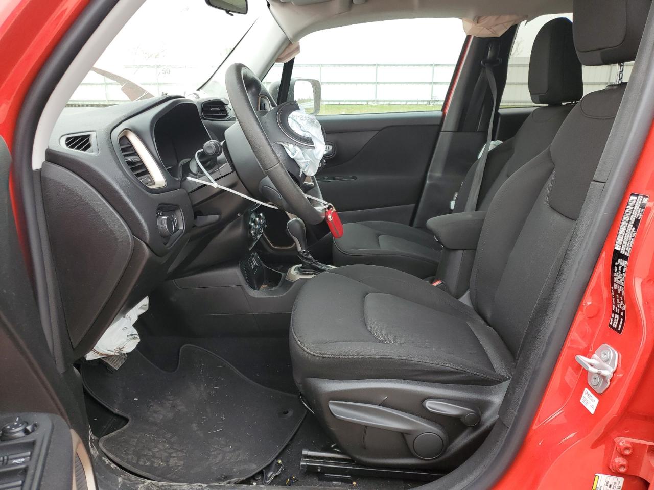 2017 Jeep Renegade - Image 7