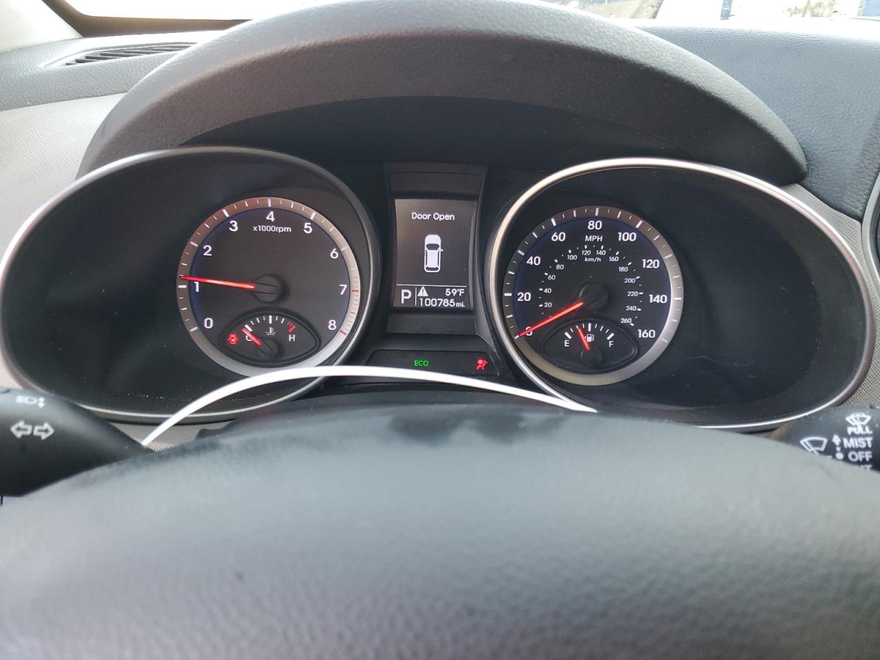 2014 Hyundai Santa Fe - Image 9