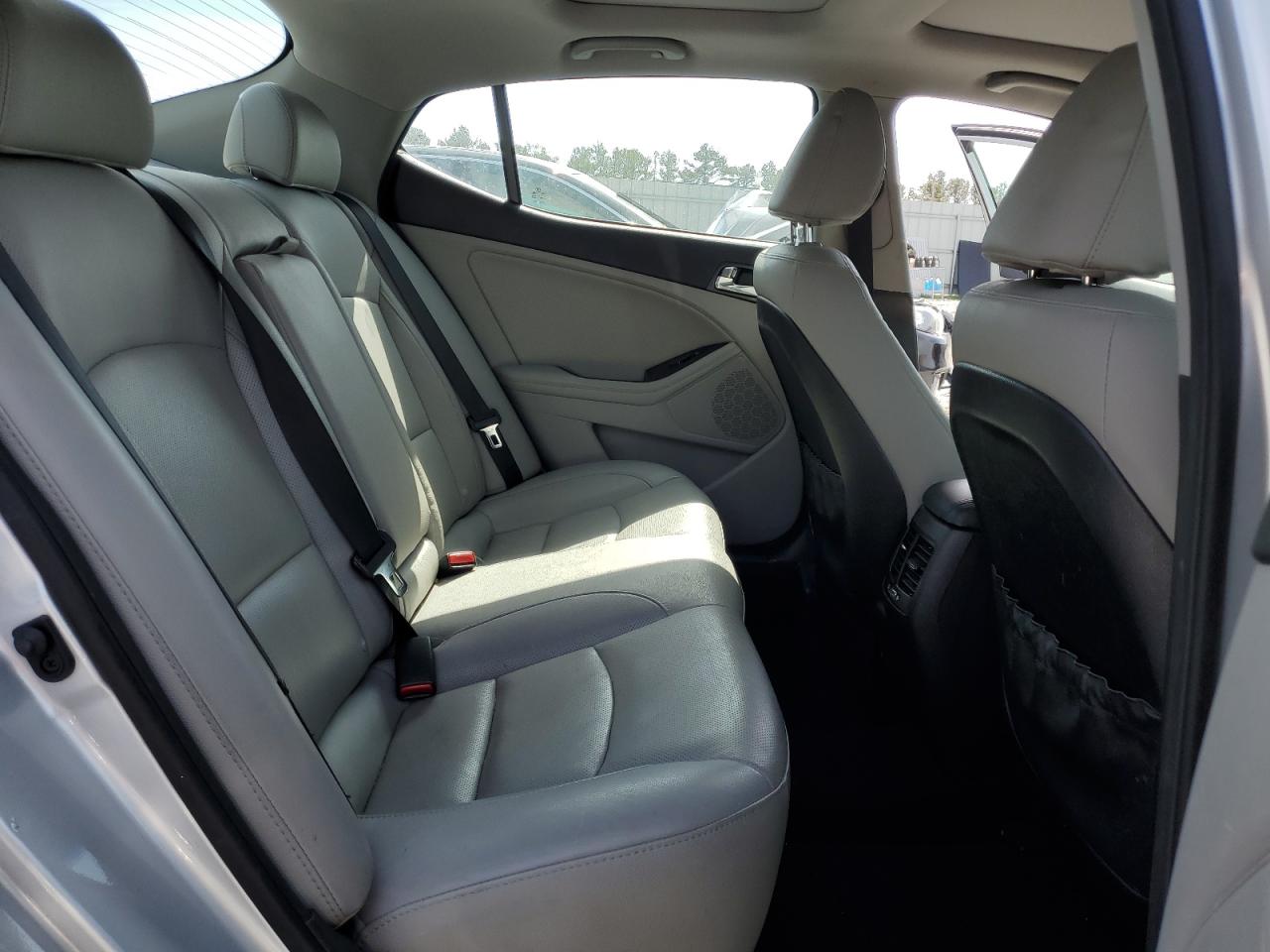 2015 Kia Optima - Image 10