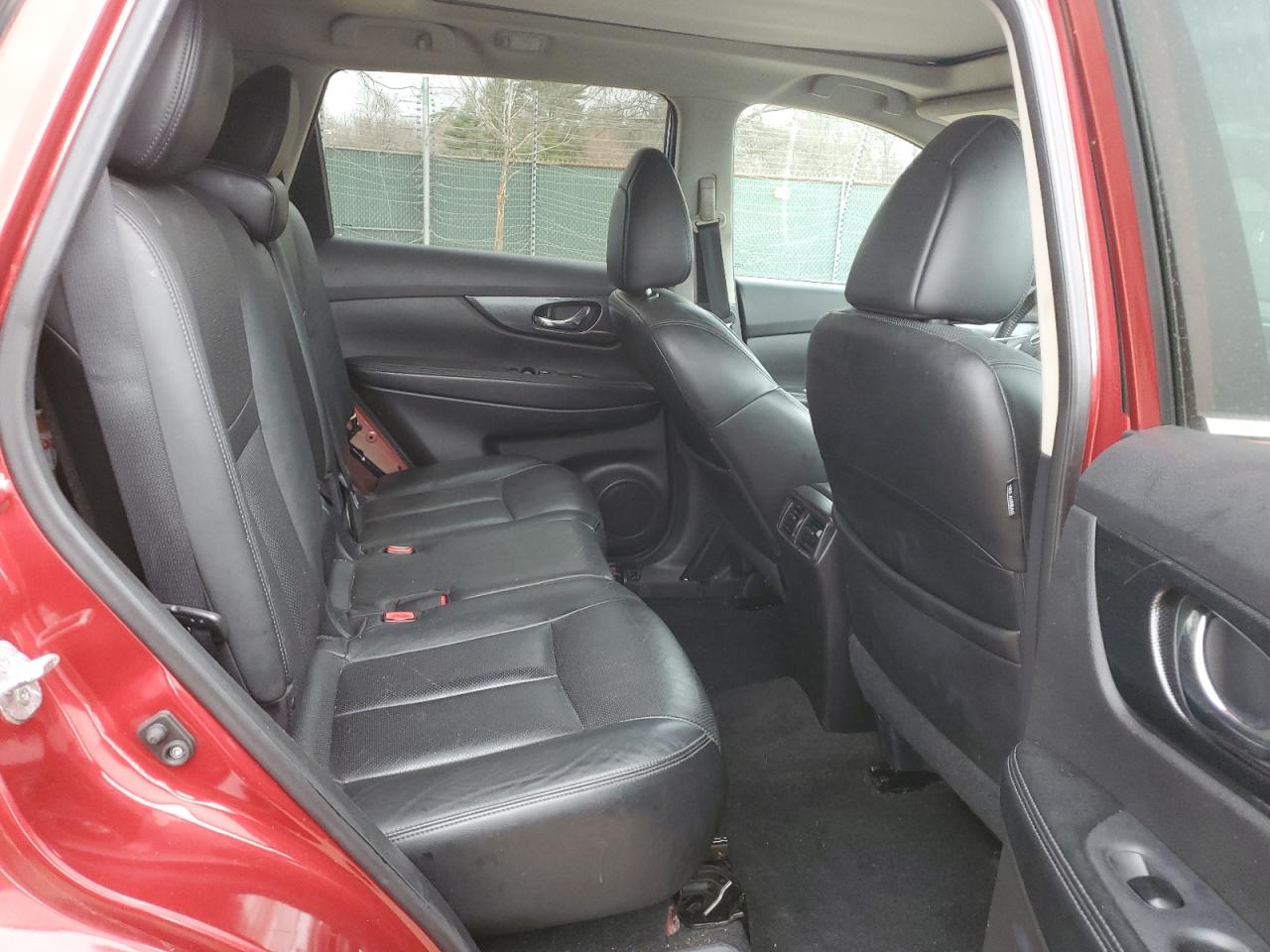 2014 Nissan Rogue - Image 10
