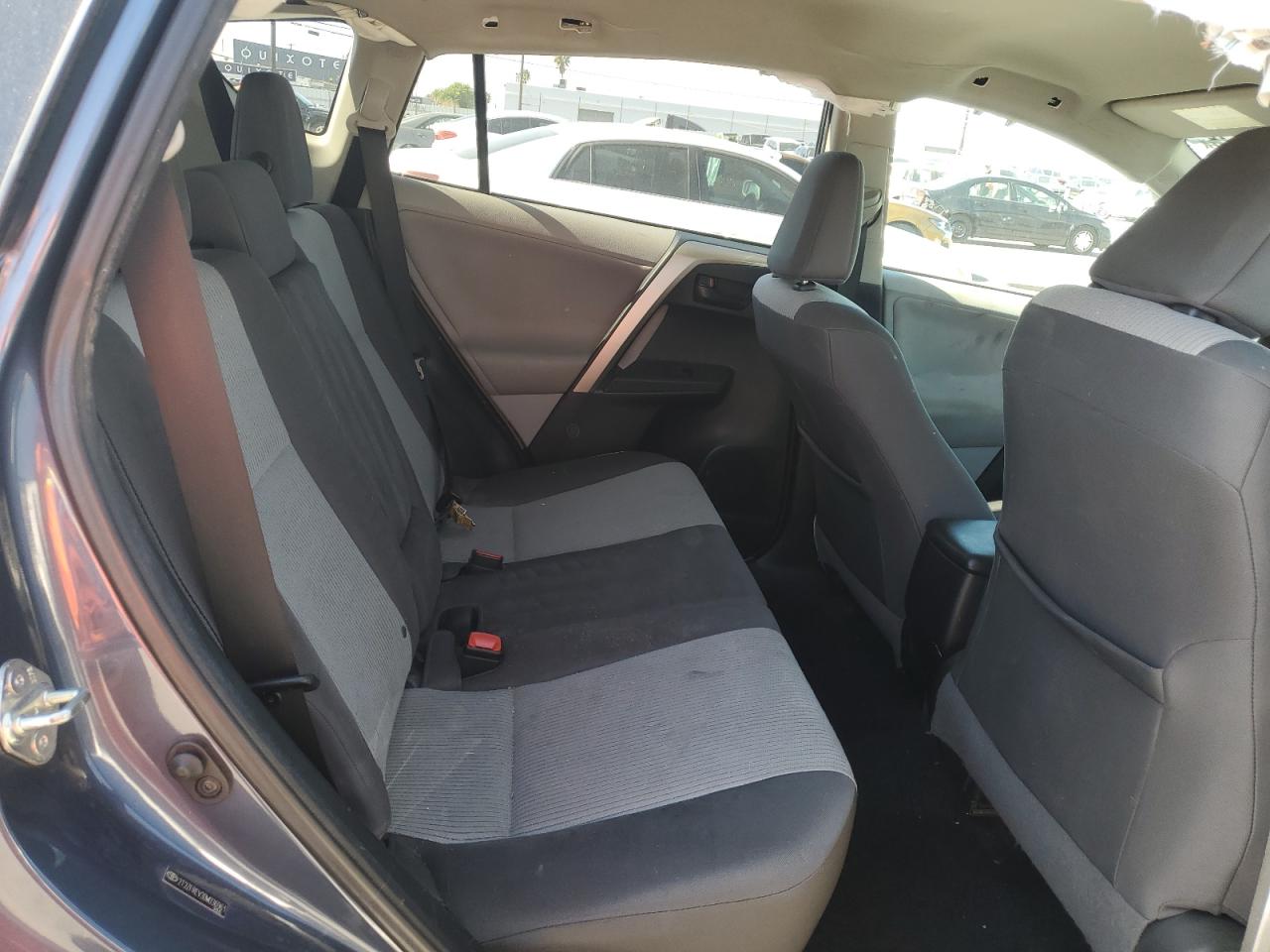 2013 Toyota RAV 4 - Image 11