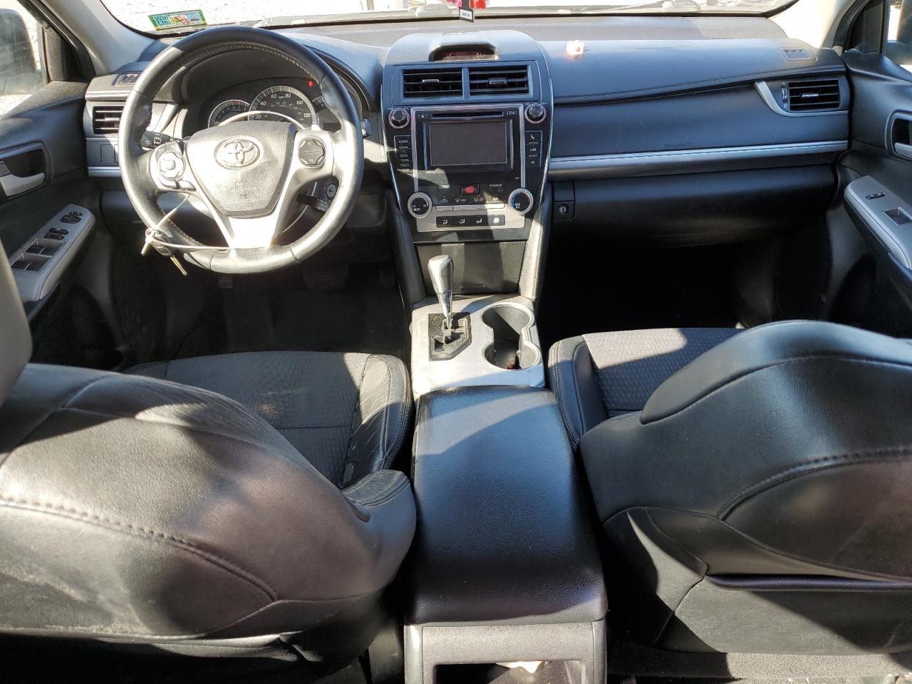 2014 Toyota Camry - Image 8