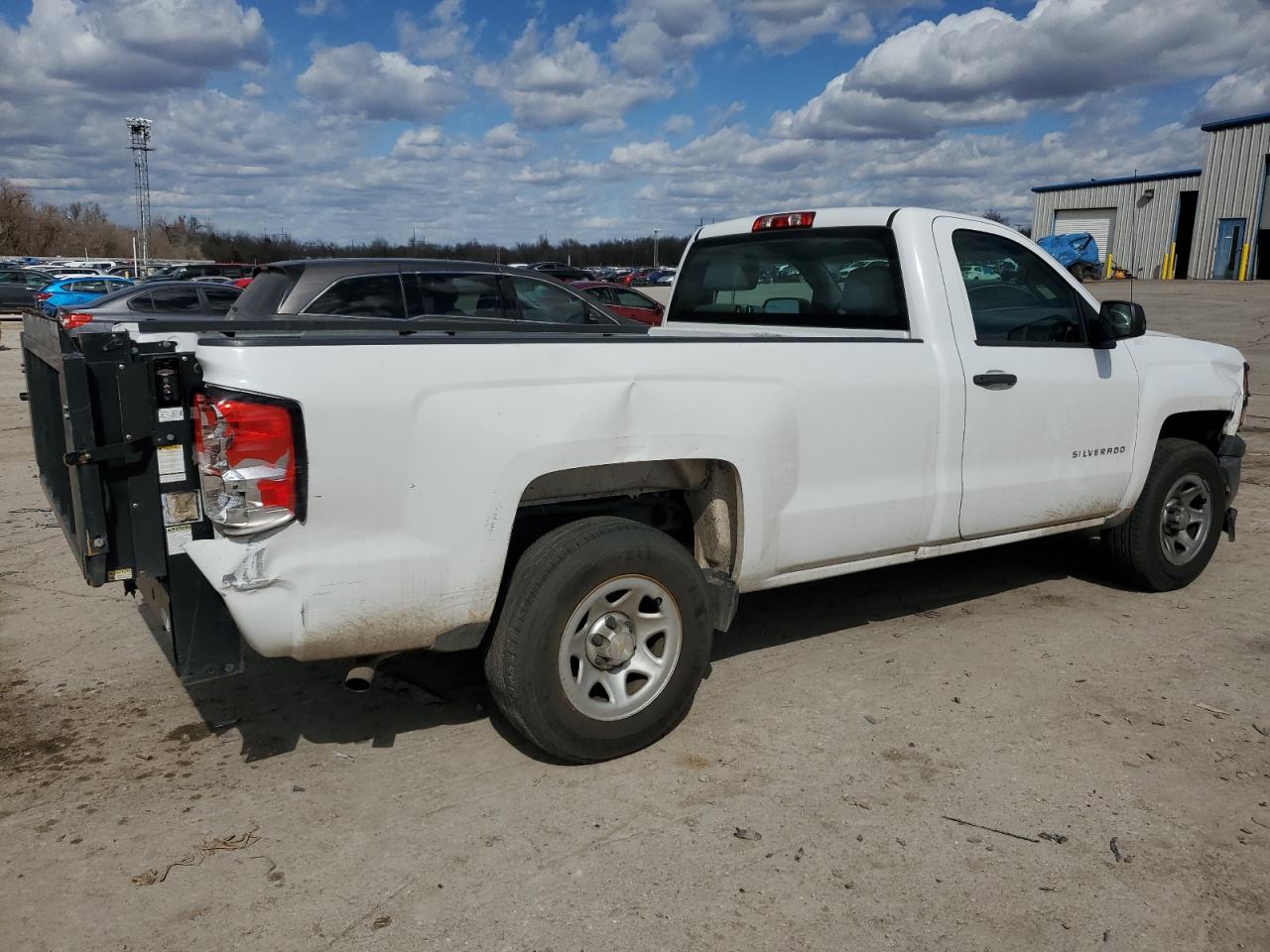 2015 Chevrolet Silverado - Image 3
