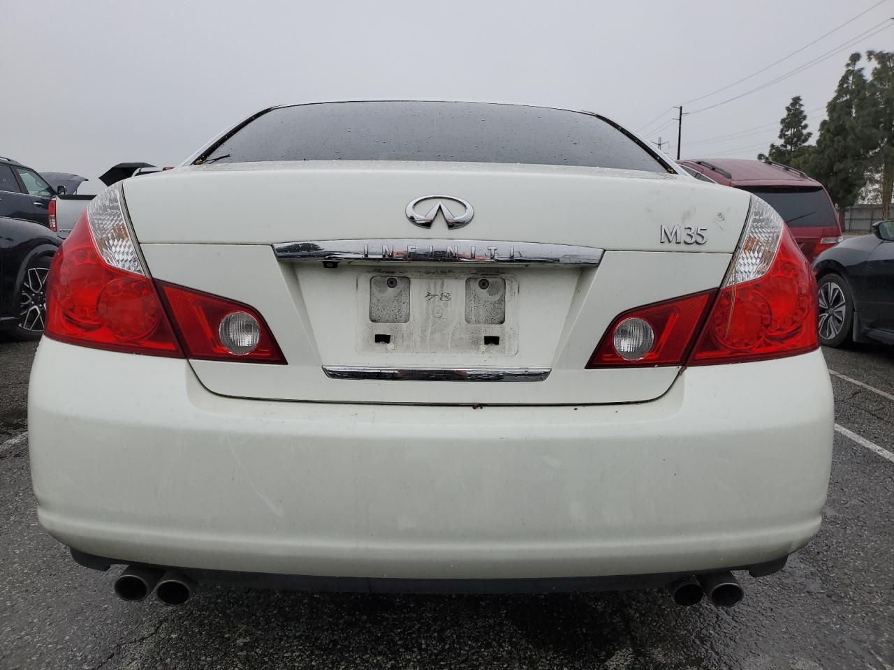 2007 Infiniti M - Image 6
