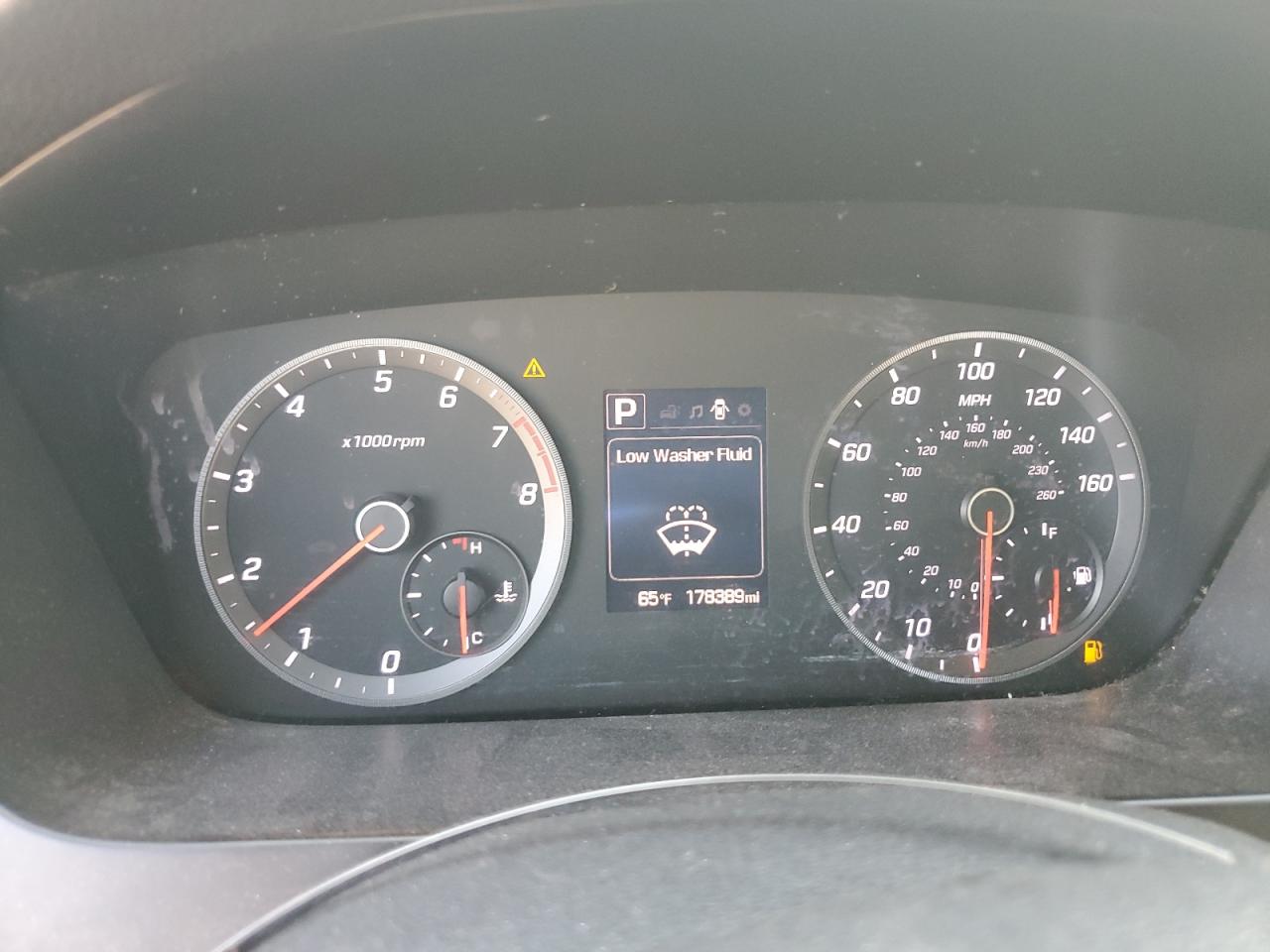 2015 Hyundai Sonata - Image 9