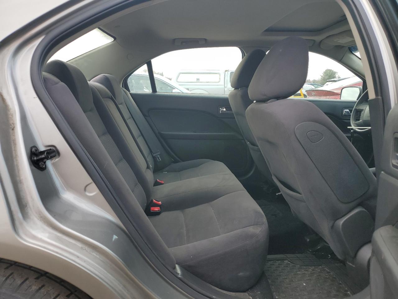 2009 Ford Fusion - Image 10