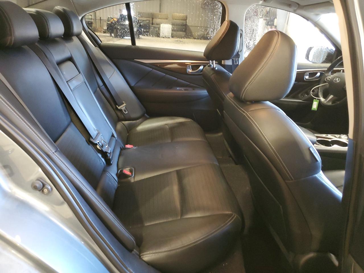 2015 Infiniti Q50 - Image 11