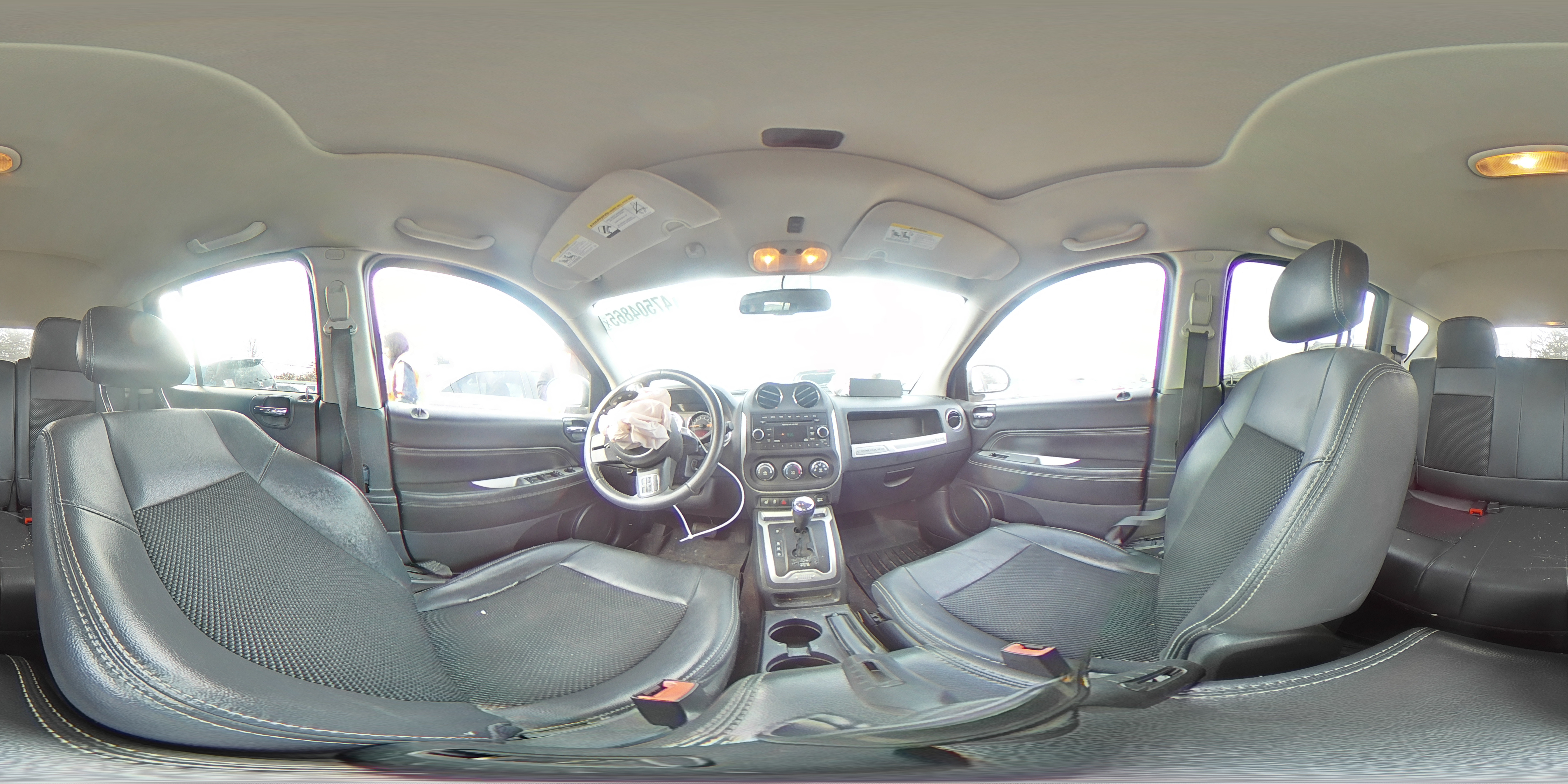 2014 Jeep Compass - Image 13