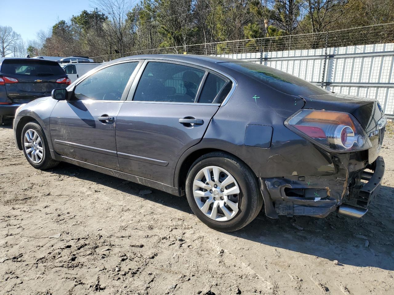 2012 Nissan Altima - Image 2