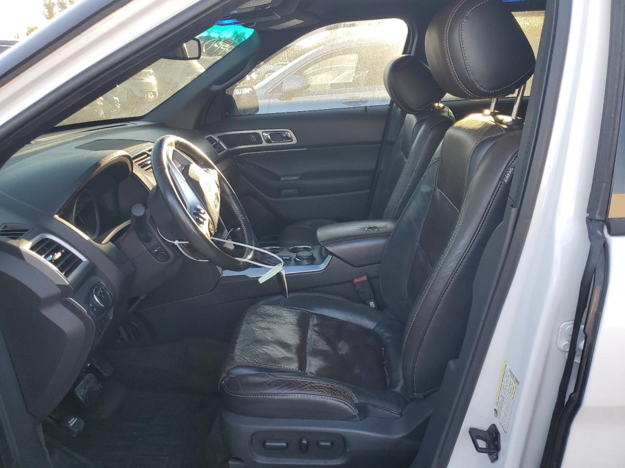 2013 Ford Explorer - Image 7
