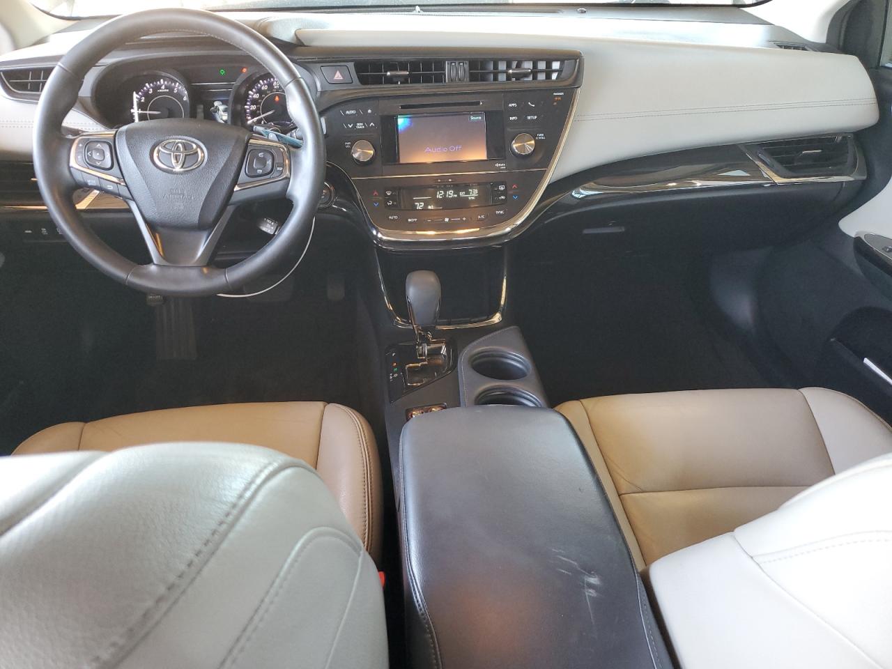 2014 Toyota Avalon - Image 8