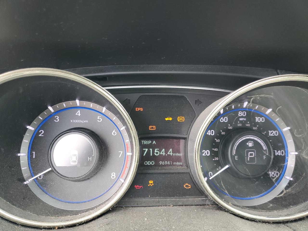 2012 Hyundai Sonata - Image 9