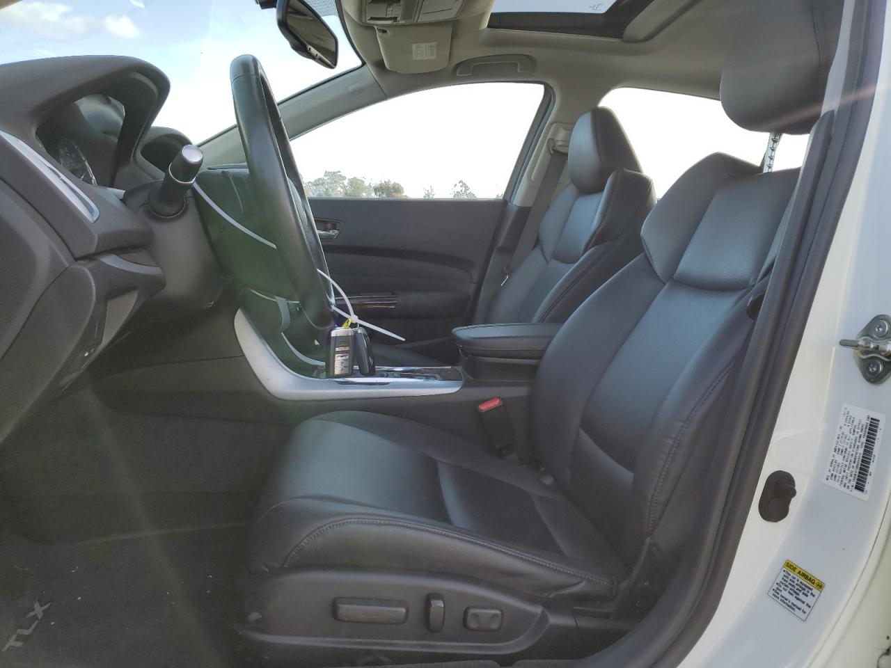 2017 Acura TLX - Image 7