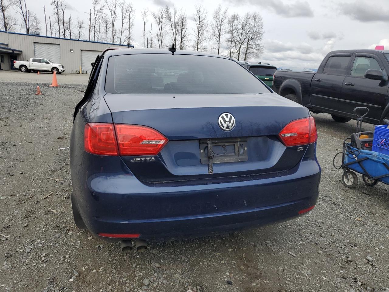 2014 Volkswagen Jetta - Image 6