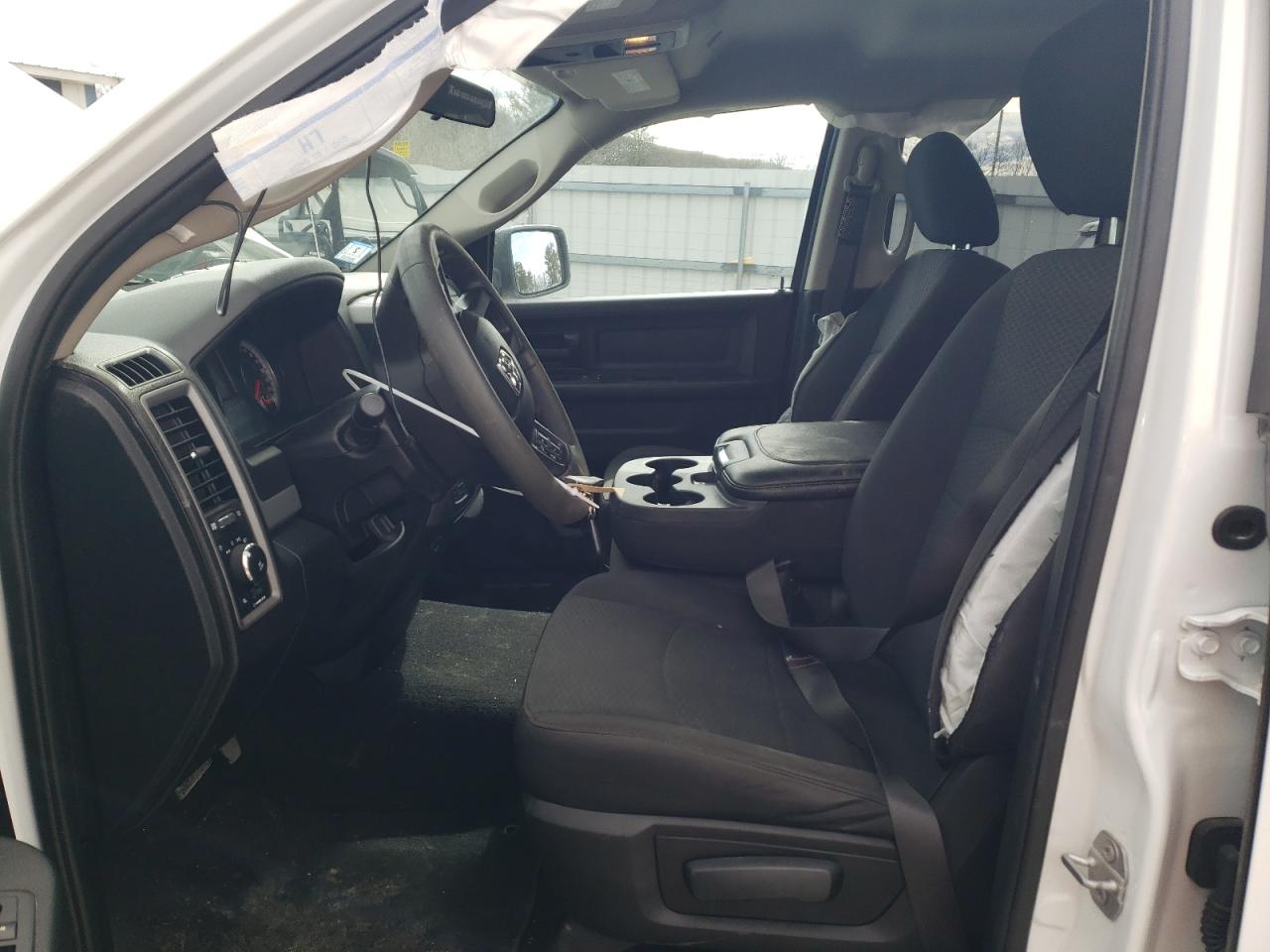 2019 RAM 1500 - Image 7