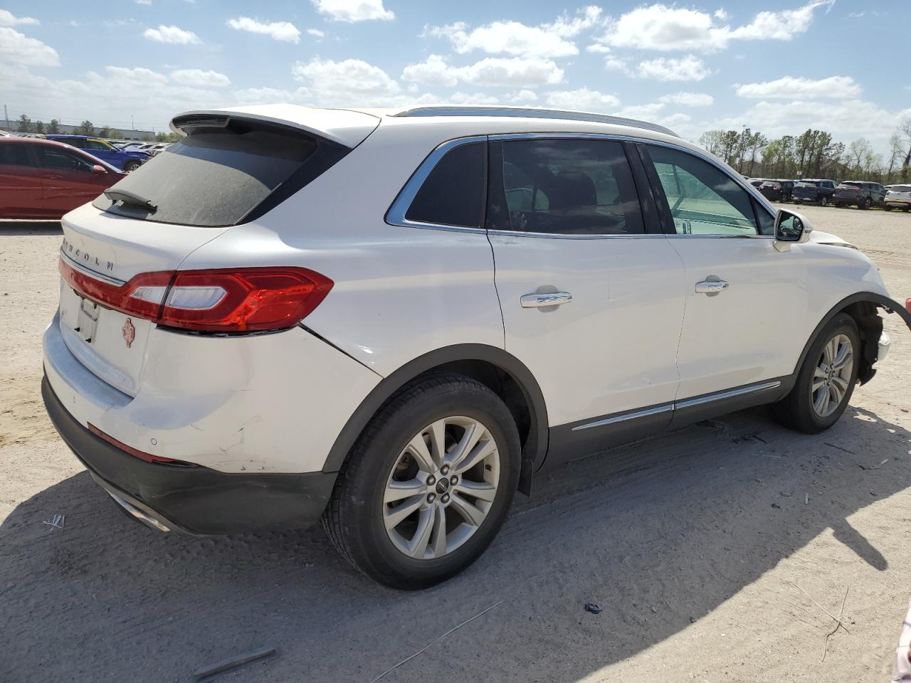 2017 Lincoln MKX - Image 3