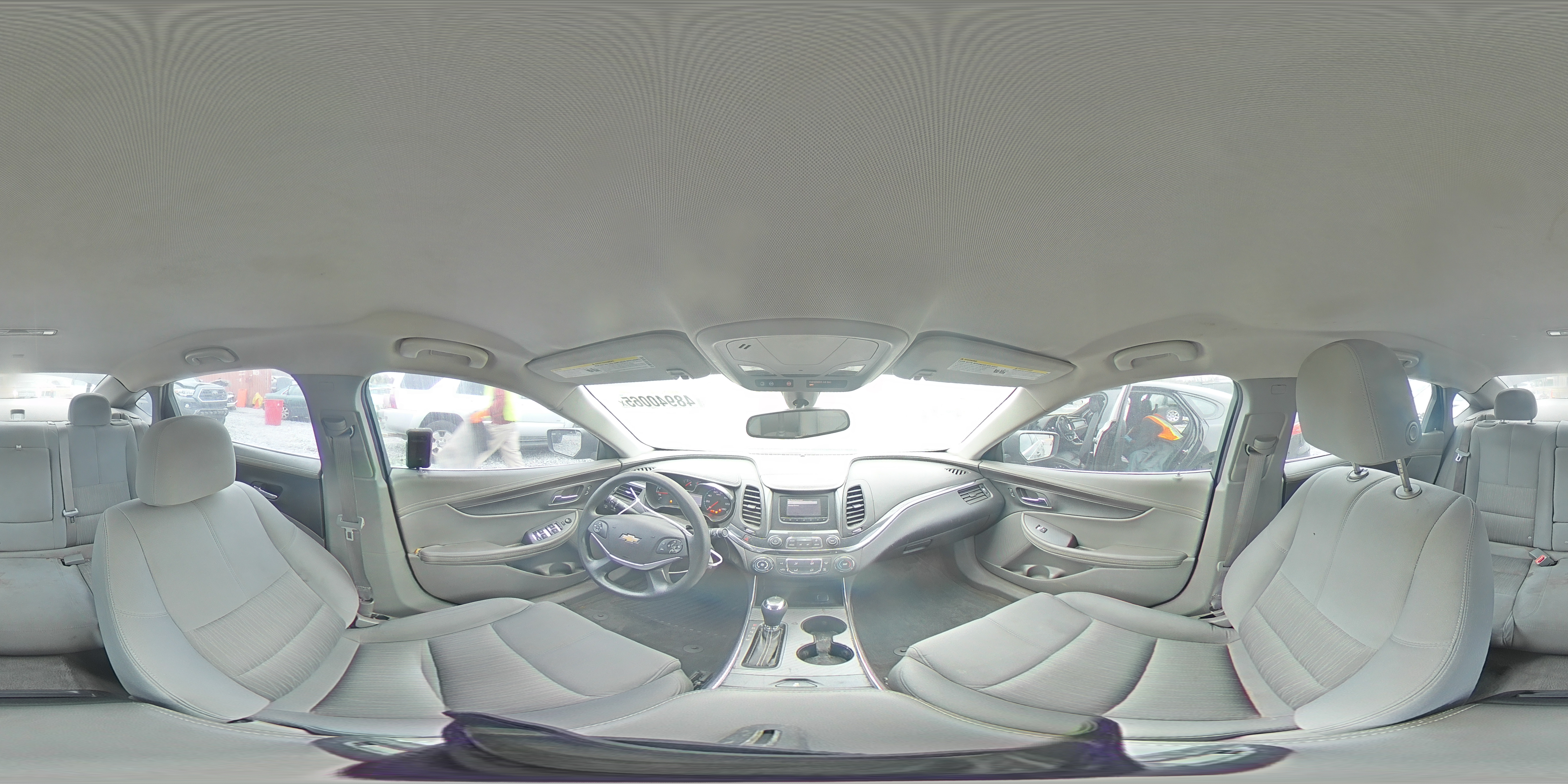 2015 Chevrolet Impala - Image 13