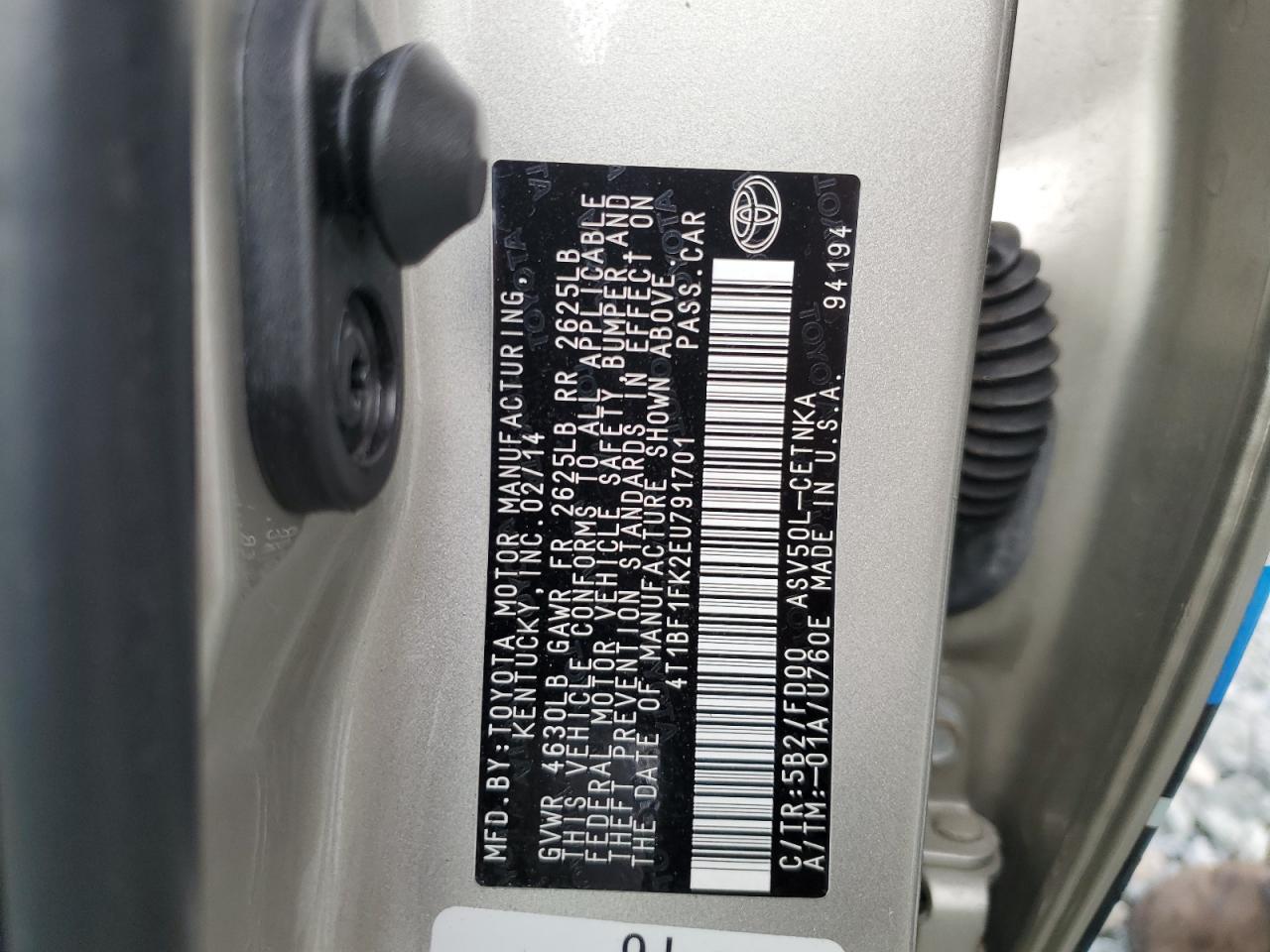 2014 Toyota Camry - Image 15