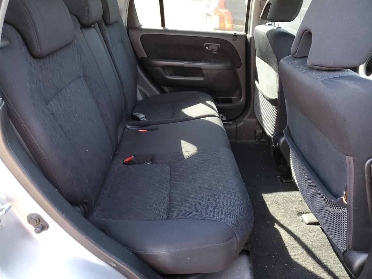 2006 Honda CR-V - Image 11