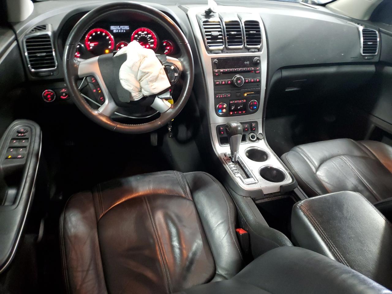 2011 GMC Acadia - Image 8