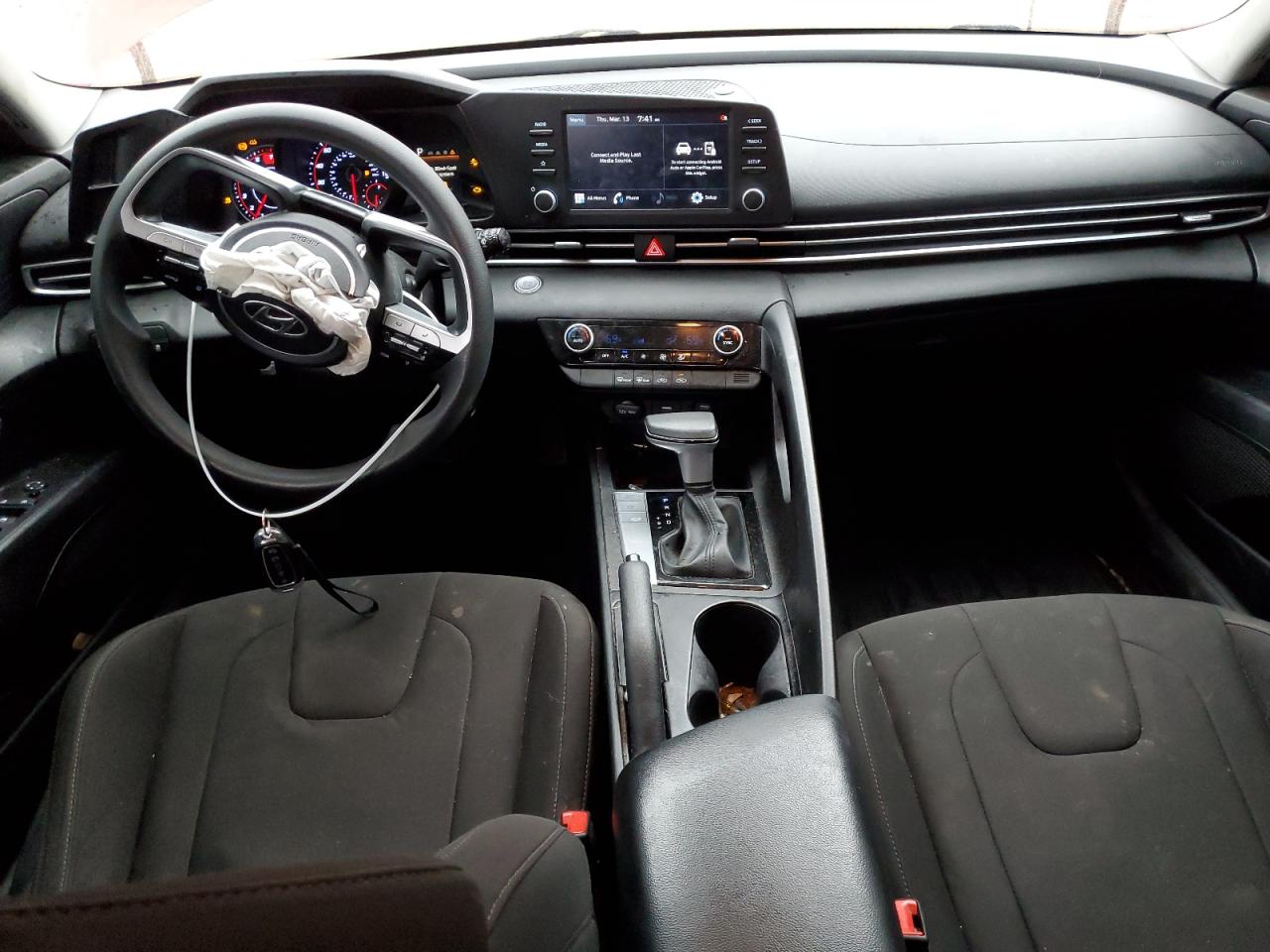 2021 Hyundai Elantra - Image 8