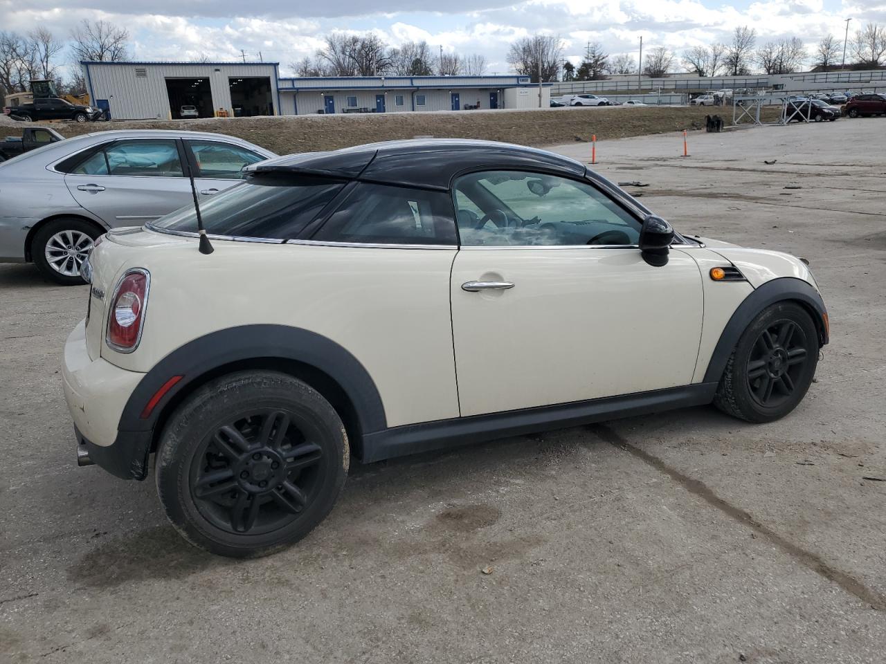 2013 MINI Cooper - Image 3