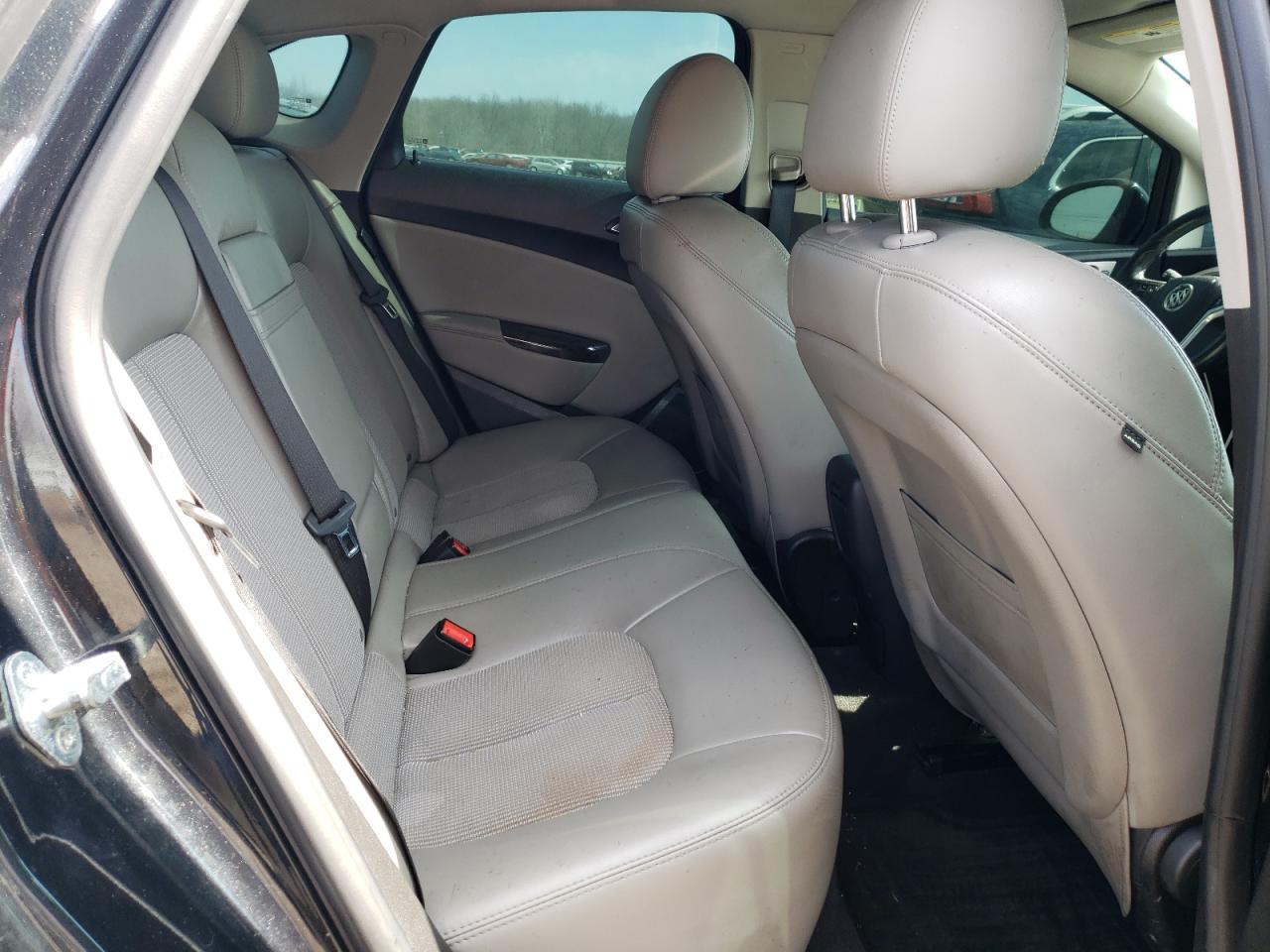 2014 Buick Verano - Image 10