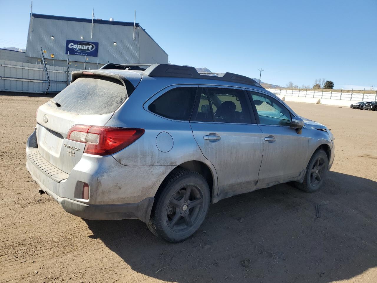 2015 Subaru Outback - Image 3