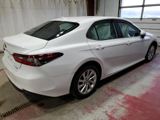  TOYOTA CAMRY 2021 Белый