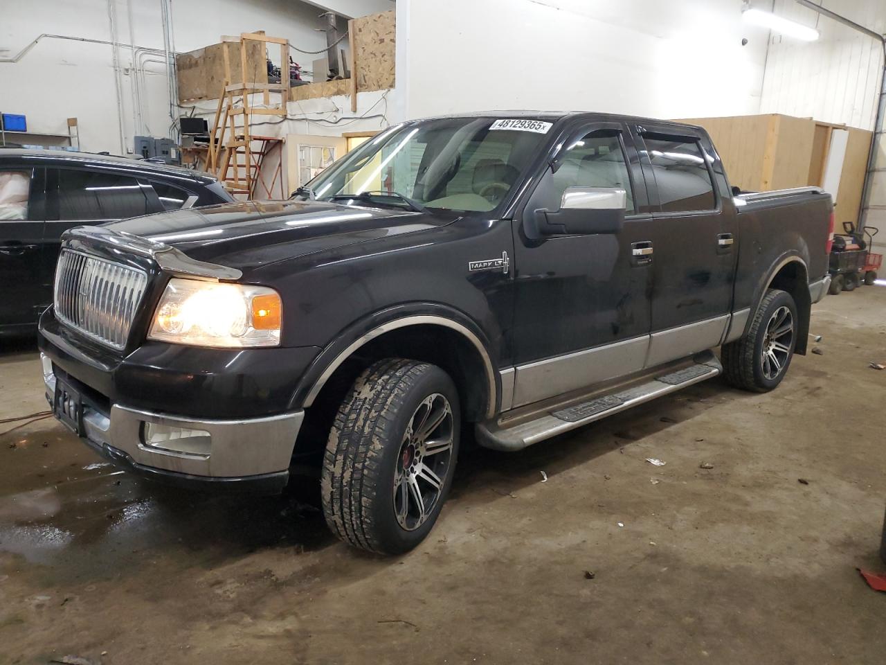 2006 Lincoln Mark LT - Image 1