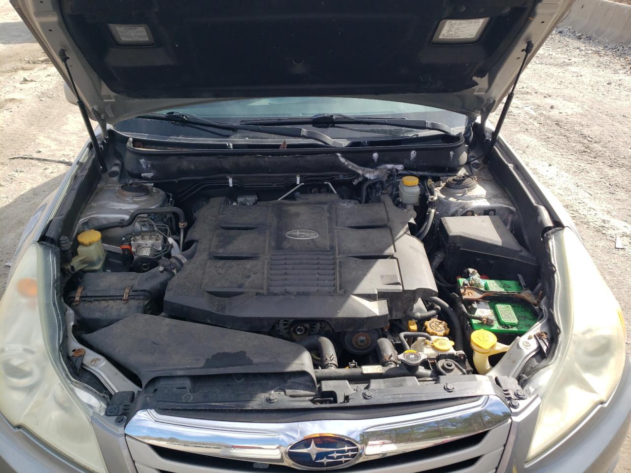 2011 Subaru Outback 3.6R Limited VIN: 4S4BRDJC0B2367742 Lot: 49554185