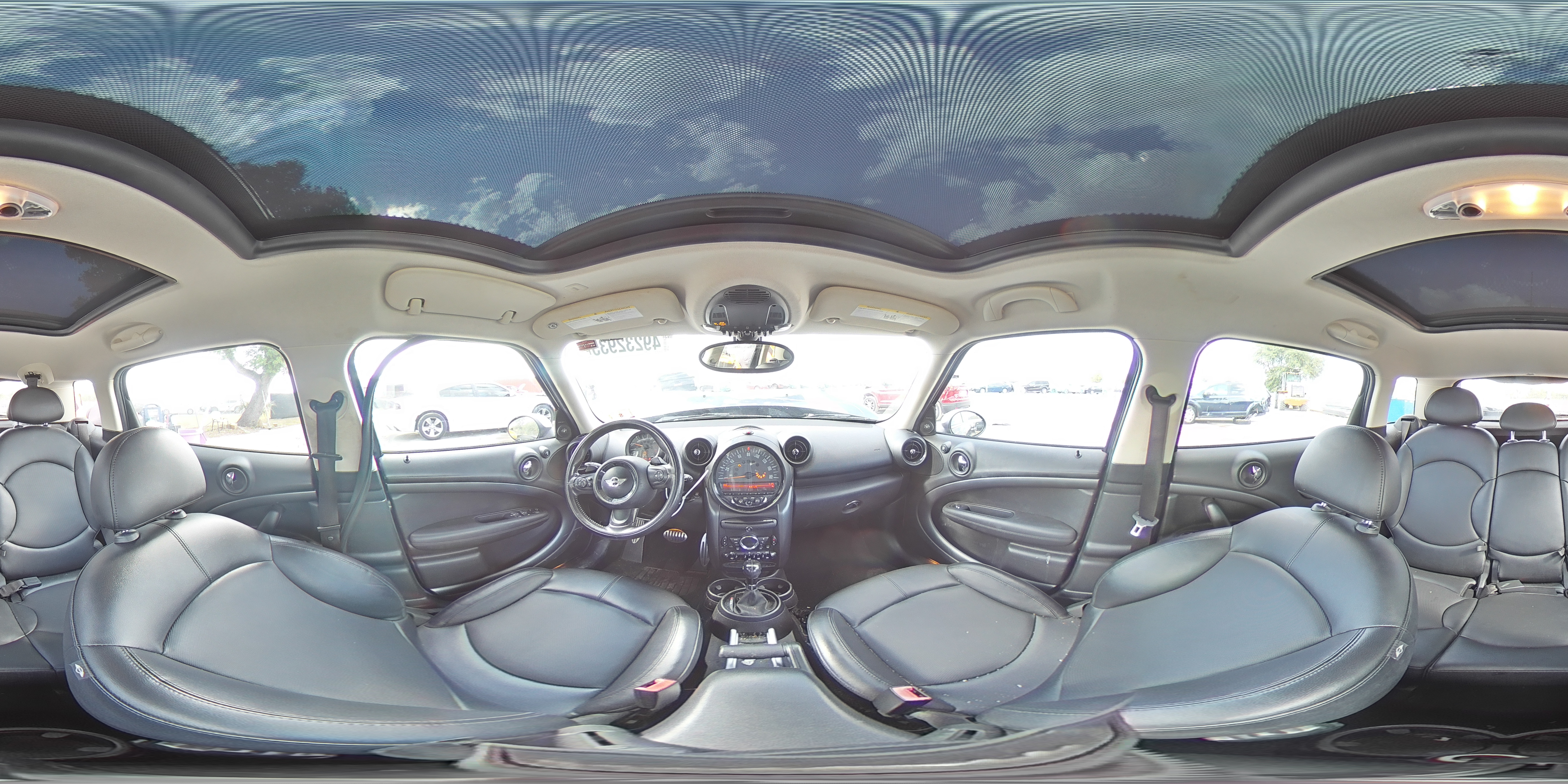 2016 MINI Cooper - Image 13